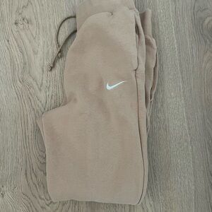 Nike beige Sweatpants